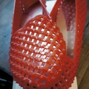 Vintage I had this for years cleaning the closet out time to let go